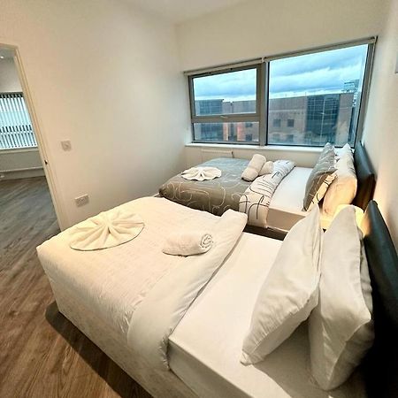 Alarabi Apartments-Two Bedrooms Apartment London Borough of London Borough of Croydon Exteriör bild