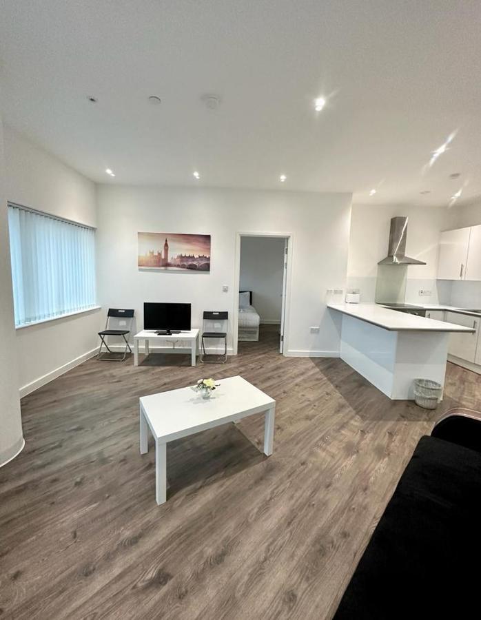 Alarabi Apartments-Two Bedrooms Apartment London Borough of London Borough of Croydon Exteriör bild